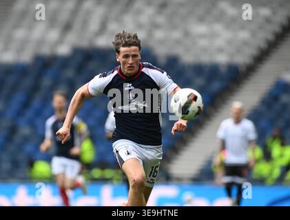 Glasgow, Royaume-Uni. 18 avril 2026. Scottish Gas Scottish Cup semi-finale Barclay Hampden Park . Glasgow 18 avril 26 Dunfermline v Falkirk Barney Stewart of Falkirk Credit : eric mccowat/Alamy Live News Banque D'Images