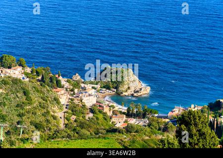Spiaggia di Mazzarò, Taormina, Mesina, Sicile, Italie Banque D'Images