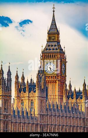 Elizabeth Tower, alias Big Ben ou Clock Tower of the Houses of Parliament, City of Westminster, Londres, Angleterre, Royaume-Uni Banque D'Images