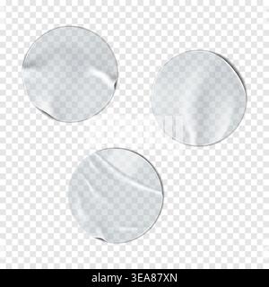 Autocollant en plastique froissé clair blanc rond sur fond transparent maquette vectorielle réaliste. Ensemble de maquettes d'étiquettes de cercle adhésives froissées Illustration de Vecteur