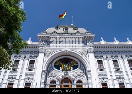 Façade du palais du gouvernement à sucre, bolivie, avec inscription la union es la fuerza Banque D'Images