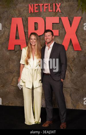 NY. 22 avril 2026. Baltasar Kormákur, Sunneva Ása Weisshappel aux arrivées pour APEX Premiere, The Paris Theater, New York, NY, 22 avril, 2026. crédit : Kristin Callahan/Everett Collection/Alamy Live News Banque D'Images