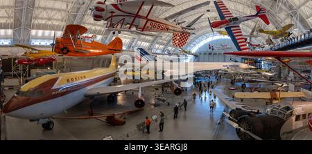 Chantilly, va - 06 juin 24 : vue panoramique des expositions d'avions à l'intérieur du Steven F. Udvar-Hazy Center à Chantilly, Virginie, États-Unis. Banque D'Images