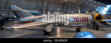Chantilly, va - 06 juin 24 : avion de chasse MIG avec des marques rouges affiché à l'intérieur au Steven F. Udvar-Hazy Center, Chantilly, Virginie, États-Unis. Banque D'Images