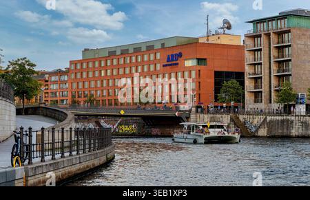 berlin, rivière spree, ard, studio de la capitale, rivières spree Banque D'Images