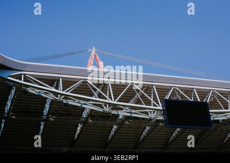 Turin, Italie : 24 mars 2016 - vue de la structure du toit du stade Allianz de la Juventus FC. Banque D'Images