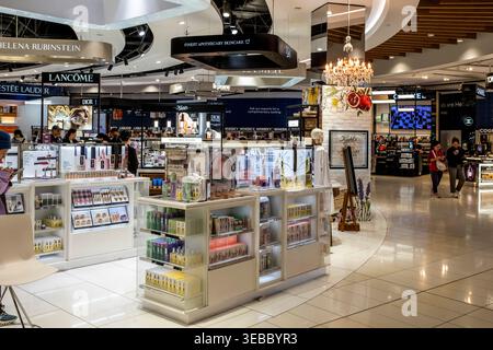 Boutiques hors taxes à l'aéroport international d'Auckland, Nouvelle-Zélande. Banque D'Images