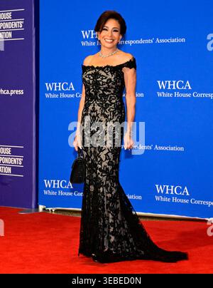 Washington, États-Unis. 25 avril 2026. Jeanine Pirro, procureure des États-Unis pour le district de Columbia, arrive pour le dîner 2026 de l'Association des correspondants de la Maison Blanche à l'hôtel Washington Hilton le samedi 25 avril 2026 à Washington, DC. Photo de Ron Sachs/CNP/ABACAPRESS.COM crédit : Abaca Press/Alamy Live News Banque D'Images