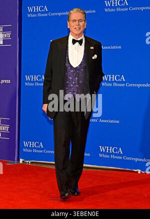 Washington, États-Unis. 25 avril 2026. Le secrétaire au Trésor américain Scott Bessent arrive pour le dîner 2026 de l'Association des correspondants de la Maison Blanche à l'hôtel Washington Hilton le samedi 25 avril 2026 à Washington, DC. Photo de Ron Sachs/CNP/ABACAPRESS.COM crédit : Abaca Press/Alamy Live News Banque D'Images
