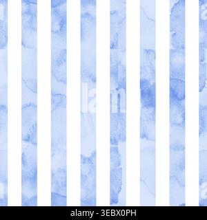 Aquarelle dessinée à la main motif sans couture de rayures verticales bleues avec une texture peinte douce. Fond géométrique simple classique pour la douche de bébé garçon Banque D'Images