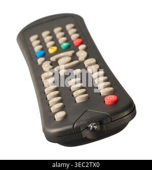 télécommande en plastique noir fond blanc isolé, finition mate avec boutons en caoutchouc de couleur et ampoule d'émetteur infrarouge, vue latérale en gros plan Banque D'Images