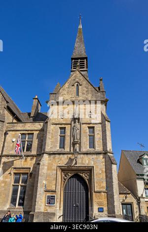 St Edwards Hall, Market Square, Stow-on-the-Wold, Cotswolds, Angleterre, grande-Bretagne Banque D'Images