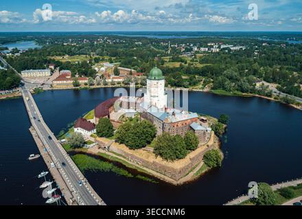 Vue aérienne du château de Vyborg sur une île de la baie de Vyborg, en Russie Banque D'Images