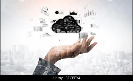 Cloud Computing, stratégie Cloud et technologie Cloud transformant l'infrastructure numérique avec des services évolutifs, un stockage sécurisé des données et des solutions basées sur le Cloud Banque D'Images