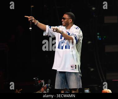 Miami, États-Unis d'Amérique. 30 avril 2026. HOLLYWOOD, FL - 1er MAI : NELLY se produit au Hard Rock Live au Seminole Hard Rock Hotel & Casino Hollywood le 1er mai 2026 à Hollywood, Floride. (Photo de Alberto E. Tamargo/Sipa USA) crédit : Sipa USA/Alamy Live News Banque D'Images
