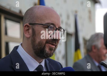 Charles Michel, ancien premier ministre de Belgique, s’adresse aux journalistes lors de la commémoration de 10 commandos belges tués au Rwanda le 7 avril 1994. Banque D'Images