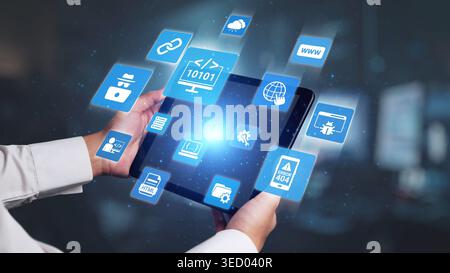 Développement logiciel avec superpositions de codage, langages de programmation, outils de développement, création d'applications mobiles et programmation avancée pour produits numériques Banque D'Images