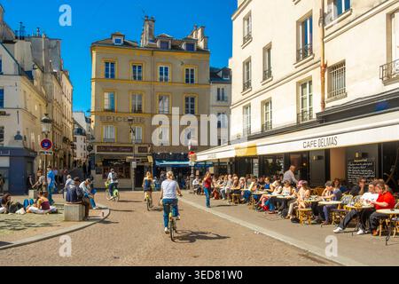 France, Paris, quartier Latin, place de la Contrescarpe, terrasse du Café Delmas Banque D'Images