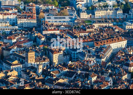 France, Isère, Grenoble, vue sur la vieille ville depuis la forteresse Bastille Banque D'Images