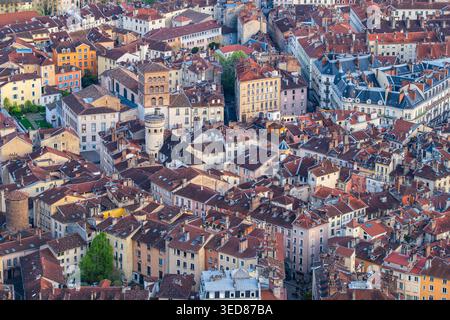 France, Isère, Grenoble, vue sur la vieille ville depuis la forteresse Bastille Banque D'Images