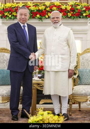 New Delhi, Inde. 06 mai 2026. Le premier ministre Narendra Modi tient une réunion bilatérale avec le président de la République socialiste du Vietnam, Tô Lâm, à Hyderabad House le 6 mai 2026. Plus tard, le premier ministre Modi s’adresse à la déclaration conjointe à la presse à la suite des pourparlers, soulignant le renforcement des liens diplomatiques et de la coopération entre l’Inde et le Vietnam. Crédit : Seshadri SUKUMAR/Alamy Live News Banque D'Images