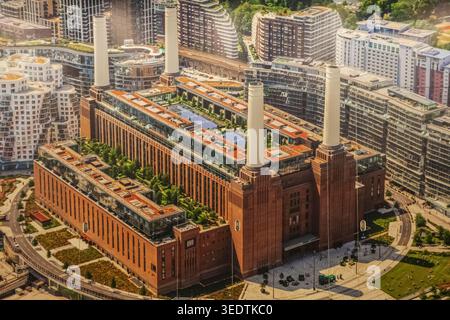 Angleterre, Londres, Wandsworth, Battersea Power Station, illustration aérienne de Battersea Power Station et appartements environnants Banque D'Images