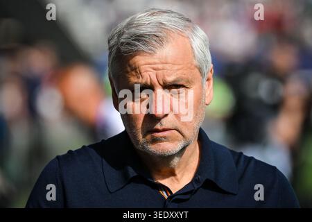 Bruno GENESIO de Lille lors du championnat de France de Ligue 1 match de football entre Paris FC et LOSC Lille le 26 avril 2026 au stade Jean Bouin à Paris, France - photo Matthieu Mirville / DPPI Banque D'Images