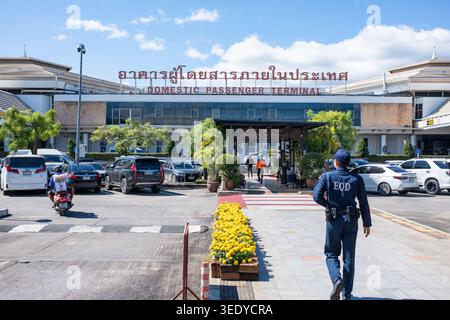 Terminal passagers domestique à l'aéroport de Chiang mai à Chiang mai Thaïlande Banque D'Images