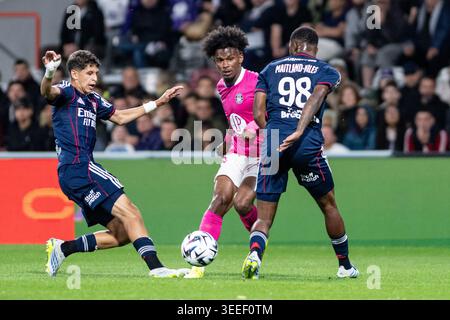 Toulouse, France. 10 mai 2026. Yann Gboho de Toulouse lors du match de football de Ligue 1 entre Toulouse FC et l'Olympique Lyonnais le 10 mai 2026 au stade de Toulouse, France - photo Nathan Barange/DPPI crédit : DPPI Media/Alamy Live News Banque D'Images