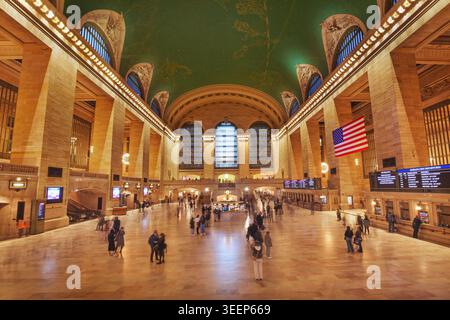 Grand Central Station New York horloge avec horaires. Banque D'Images
