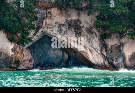 Cathedral Cove, Mercury Bay, péninsule de Coromandel, Nouvelle-Zélande Banque D'Images