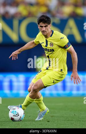 Ceramica Stadium, Villarreal, Espagne. 13 mai 2026. La Liga Football, Villareal contre Sevilla ; Gerard Moreno de Villarreal CF court avec le ballon crédit : action plus Sports/Alamy Live News Banque D'Images