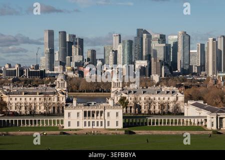 Vue de Londres avec Queens House et Old Royal Observatory depuis Greenwich Park à Londres, Angleterre Banque D'Images