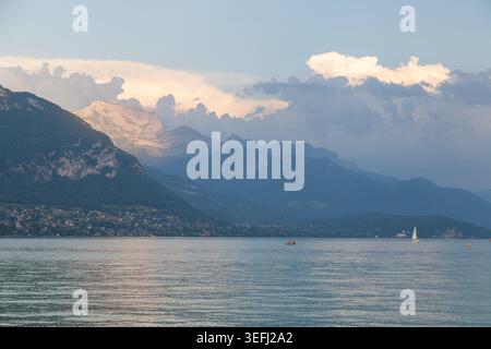 Annecy, département de haute-Savoie en région Rhône-Alpes dans le sud-est de la France. Banque D'Images