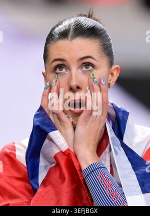 Amy Hunt, de Grande-Bretagne et de ni, célèbre sa médaille d’argent après avoir participé au 200m féminin et terminé deuxième dans un temps de 22,14 au World Athle Banque D'Images