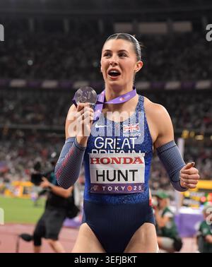 Amy Hunt, de Grande-Bretagne et de ni, célèbre sa médaille d’argent après avoir participé au 200m féminin et terminé deuxième dans un temps de 22,14 au World Athle Banque D'Images