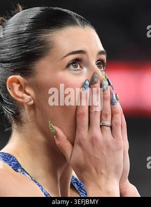 Amy Hunt, de Grande-Bretagne et de ni, célèbre sa médaille d’argent après avoir participé au 200m féminin et terminé deuxième dans un temps de 22,14 au World Athle Banque D'Images
