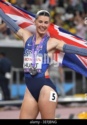 Amy Hunt, de Grande-Bretagne et de ni, célèbre sa médaille d’argent après avoir participé au 200m féminin et terminé deuxième dans un temps de 22,14 au World Athle Banque D'Images