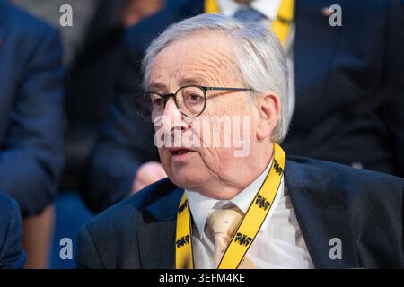 Jean Claude Juncker, ancien président de la Commission européenne, Internationaler Karlspreis der Stadt Aix-la-Chapelle, cérémonie de remise des prix au Professeur Dr Mario Draghi, ancien premier ministre italien et ancien directeur de la BCE, cérémonie de remise des prix à la mairie d'Aix-la-Chapelle le 14 mai 2 Banque D'Images