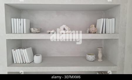 Présentez le concept de décoration intérieure avec son design, son style et sa disposition d'éléments décoratifs pour ajouter une valeur esthétique à l'espace. Banque D'Images