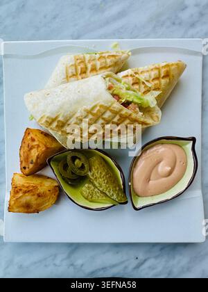 déjeuner sandwich au poulet sain Banque D'Images