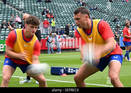 Bath, Royaume-Uni. 16 mai 2026 ; The Recreation Ground, Bath, Somerset, Angleterre; Gallagher Premiership Rugby, Bath versus Newcastle Falcons ; Players Warm Up crédit : action plus Sports images/Alamy Live News Banque D'Images