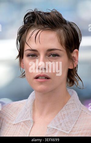 Cannes, France. 16 mai 2026. L'actrice AMÉRICAINE Kristen Stewart pose lors d'un appel photo pour le film 'Full Phil' lors de la 79e édition du Festival de Cannes à Cannes, France, le 16 mai 2026. Photo de Rocco Spaziani/UPI crédit : UPI/Alamy Live News Banque D'Images