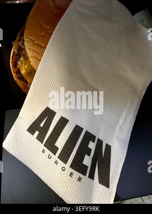 Emballage Alien Burger Fast Food Banque D'Images