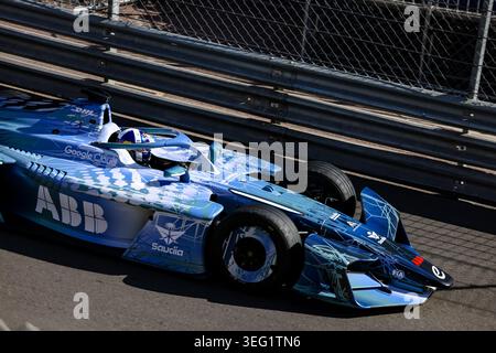 David Coulthard (ancien pilote de formule 1) teste la voiture Gen4 à Monaco, Championnat du monde ABB FIA Formula E, Monaco e-Prix 2026, Monte Carlo, saison 12 2025/26, Round 10, 17 mai 2026, photo : Eibner-Pressefoto/Laura Roemer Banque D'Images