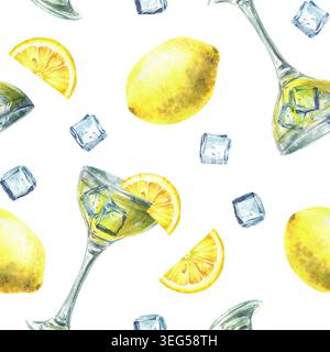 Verre limoncello avec glaçons et motif sans couture de tranche de citron. Boisson jaune, boisson, liqueur alcoolisée italienne traditionnelle. Aquarelle dessinée à la main Banque D'Images