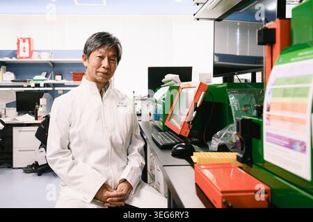 Dr Jun Takahashi au Centre de recherche et d'application des cellules IPS Banque D'Images