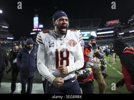 Caleb Williams, le quarterback des Chicago Bears, célèbre la victoire sur les Eagles de Philadelphie le 28 novembre 2025 au Lincoln Financial Field à Philadelphie. (Photo de Brian Cassella/Chicago Tribune/TNS/Sipa USA) Banque D'Images
