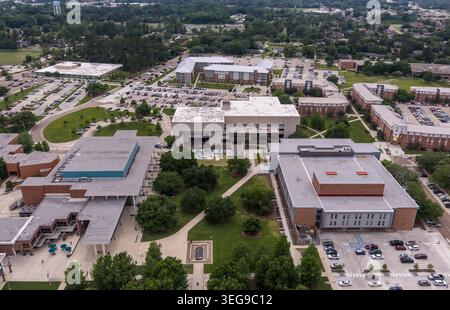 Une photographie aérienne par drone de la zone académique centrale de l'Université Southeastern Louisiana à Hammond, dans la paroisse de Tangipahoa, Louisiane, montrant l'Université Banque D'Images