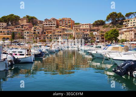 Majorque - Port de Sóller en été. Banque D'Images